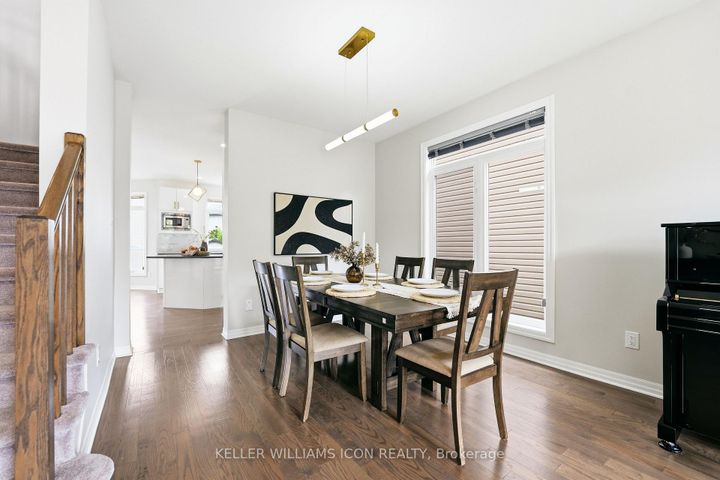 Photo 9 at 547 Peerless Street, Nepean (Cedargrove/Fraserdale), Ottawa