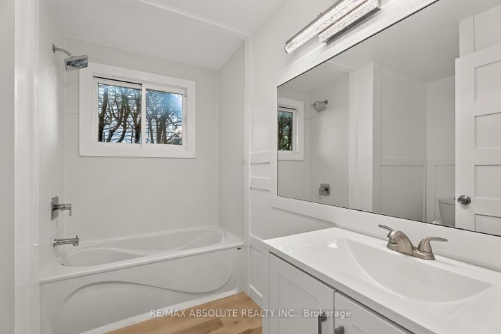 Photo 23 at 1444 Normandy Crescent, Nepean (Borden Farm/Stewart Farm/Carleton Heights/Parkwood Hills), Ottawa