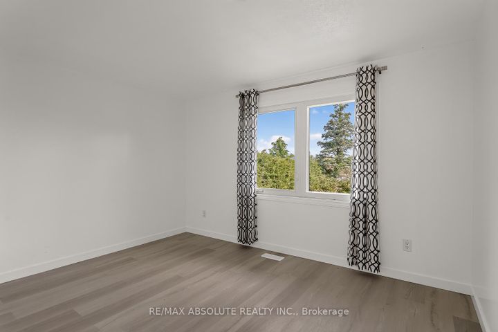 Photo 36 at 1444 Normandy Crescent, Nepean (Borden Farm/Stewart Farm/Carleton Heights/Parkwood Hills), Ottawa
