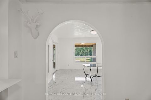 Photo 14 at 1444 Normandy Crescent, Nepean (Borden Farm/Stewart Farm/Carleton Heights/Parkwood Hills), Ottawa