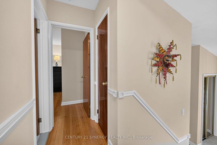 Photo 22 at 20 Sherry Lane, Nepean (Manordale), Ottawa