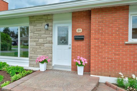 Photo 2 at 20 Sherry Lane, Nepean (Manordale), Ottawa