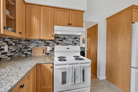 Photo 16 at 20 Sherry Lane, Nepean (Manordale), Ottawa
