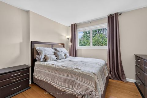 Photo 25 at 20 Sherry Lane, Nepean (Manordale), Ottawa