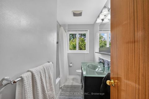 Photo 30 at 20 Sherry Lane, Nepean (Manordale), Ottawa