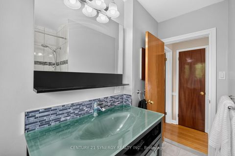 Photo 31 at 20 Sherry Lane, Nepean (Manordale), Ottawa