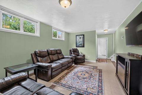 Photo 37 at 20 Sherry Lane, Nepean (Manordale), Ottawa