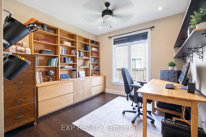 Photo 5 at 580 Pinawa Circle, Nepean (Stonebridge), Ottawa