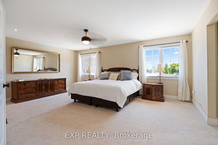 Photo 19 at 580 Pinawa Circle, Nepean (Stonebridge), Ottawa