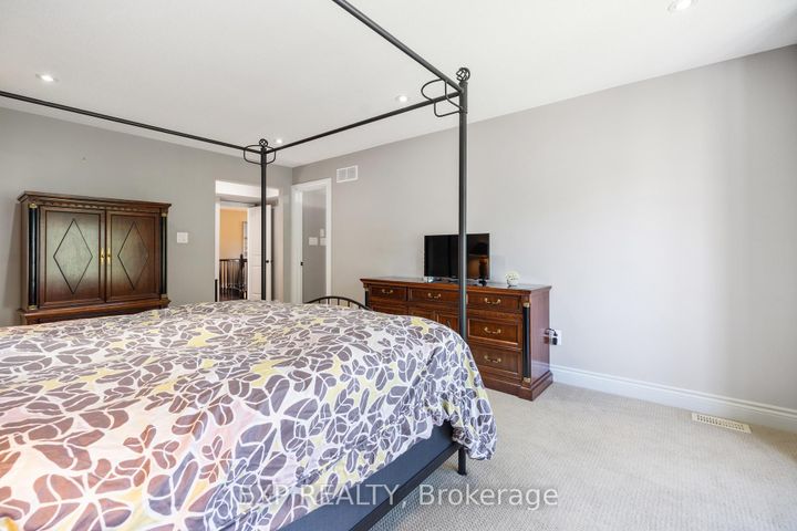 Photo 29 at 580 Pinawa Circle, Nepean (Stonebridge), Ottawa