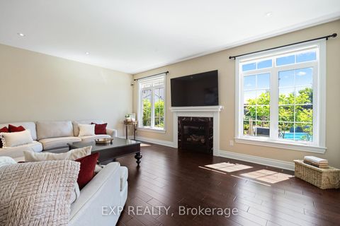 Photo 15 at 580 Pinawa Circle, Nepean (Stonebridge), Ottawa