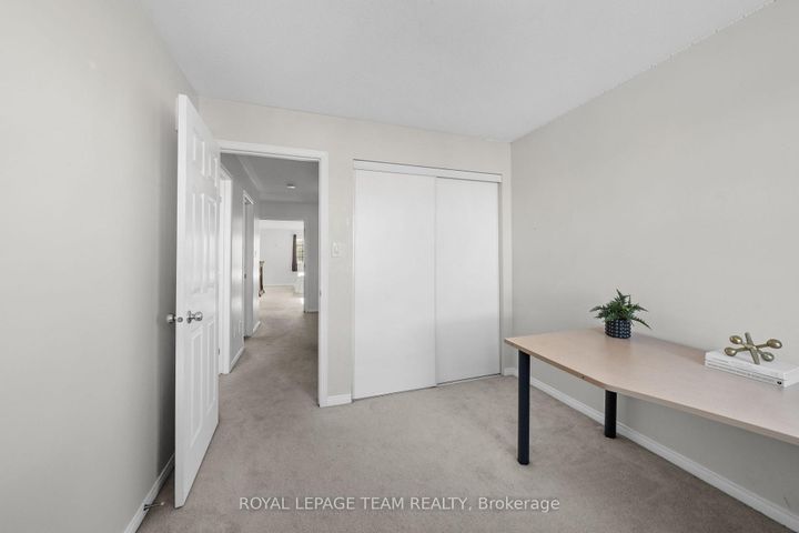 Photo 40 at 102 Lochnaw Private, Nepean (Stonebridge), Ottawa