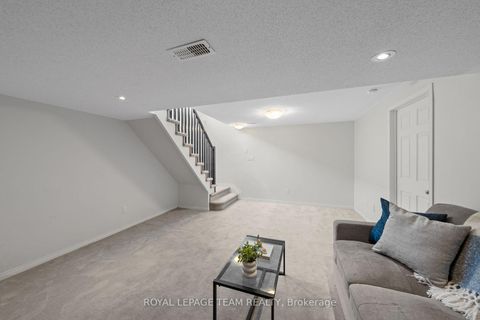 Photo 44 at 102 Lochnaw Private, Nepean (Stonebridge), Ottawa