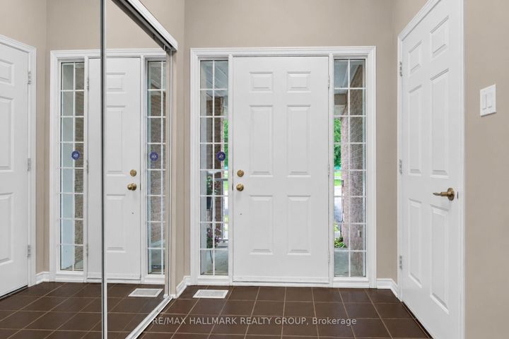 Photo 3 at 66 Woodgate Way, Nepean (Longfields), Ottawa