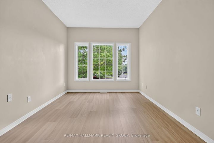 Photo 22 at 66 Woodgate Way, Nepean (Longfields), Ottawa