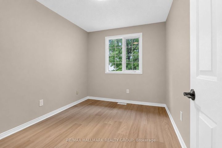 Photo 28 at 66 Woodgate Way, Nepean (Longfields), Ottawa