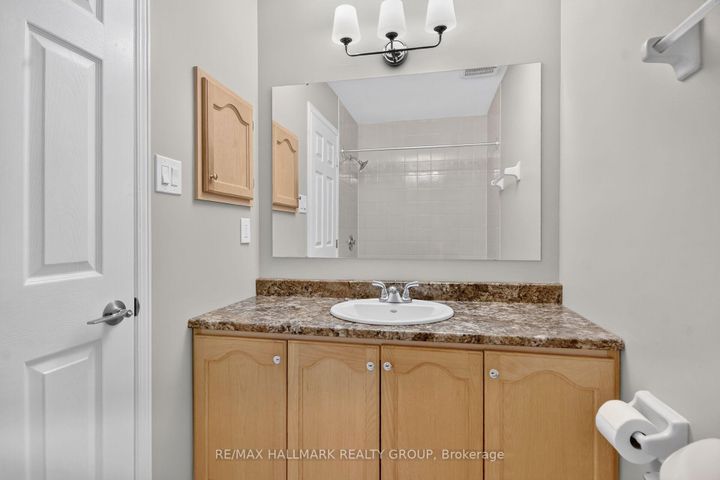 Photo 34 at 66 Woodgate Way, Nepean (Longfields), Ottawa