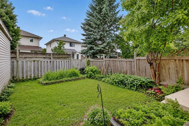 Photo 45 at 66 Woodgate Way, Nepean (Longfields), Ottawa