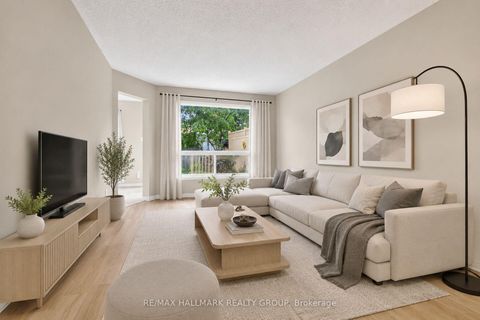 Photo 9 at 66 Woodgate Way, Nepean (Longfields), Ottawa