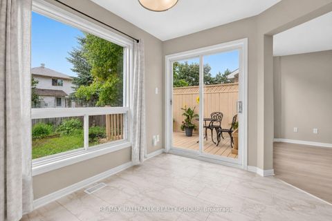 Photo 15 at 66 Woodgate Way, Nepean (Longfields), Ottawa