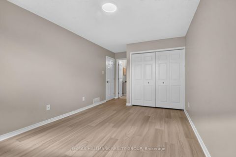 Photo 26 at 66 Woodgate Way, Nepean (Longfields), Ottawa