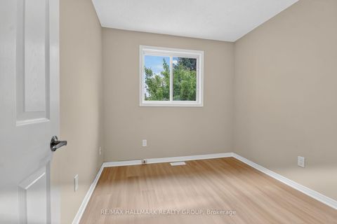 Photo 31 at 66 Woodgate Way, Nepean (Longfields), Ottawa