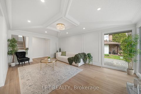 Photo 8 at 19 Moorcroft Road, Nepean (Briargreen), Ottawa