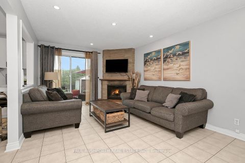 Photo 11 at 157 Craig Henry Drive, Nepean (Craig Henry/Woodvale), Ottawa