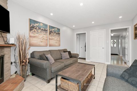 Photo 13 at 157 Craig Henry Drive, Nepean (Craig Henry/Woodvale), Ottawa