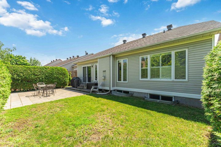 Photo 39 at 38 Settler's Ridge Way, Nepean (Longfields), Ottawa