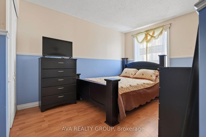 Photo 19 at 27 Danaher Drive, Nepean (Heritage Park), Ottawa