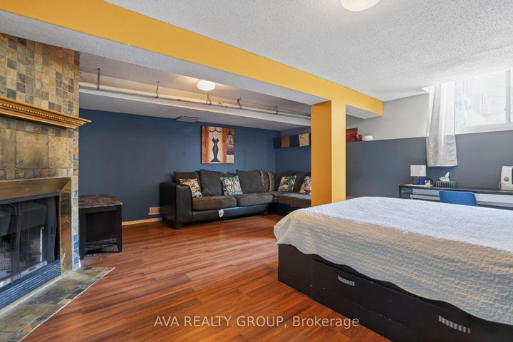 Photo 22 at 27 Danaher Drive, Nepean (Heritage Park), Ottawa
