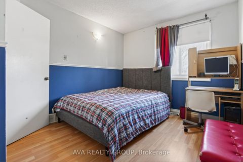 Photo 16 at 27 Danaher Drive, Nepean (Heritage Park), Ottawa