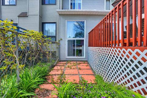 Photo 25 at 27 Danaher Drive, Nepean (Heritage Park), Ottawa