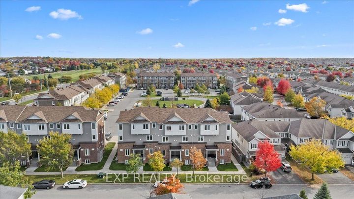 Photo 10 at 290 Espin Heights, Nepean (Stonebridge), Ottawa