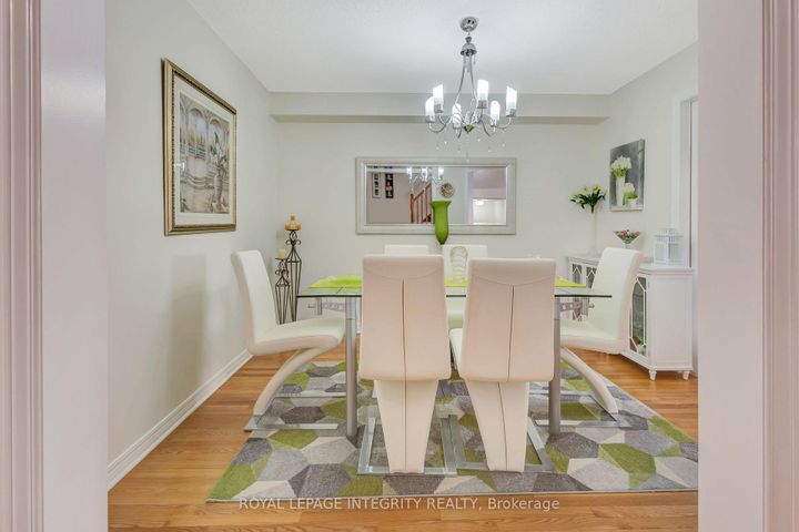 Photo 11 at 7 Westpointe Crescent, Nepean (Centrepointe), Ottawa