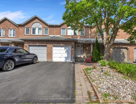 Photo 0 at 7 Westpointe Crescent, Nepean (Centrepointe), Ottawa