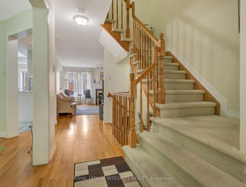 Photo 17 at 7 Westpointe Crescent, Nepean (Centrepointe), Ottawa