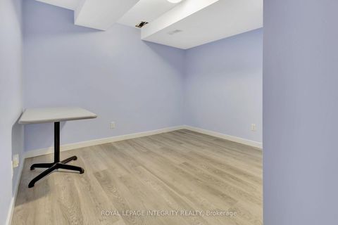 Photo 31 at 7 Westpointe Crescent, Nepean (Centrepointe), Ottawa