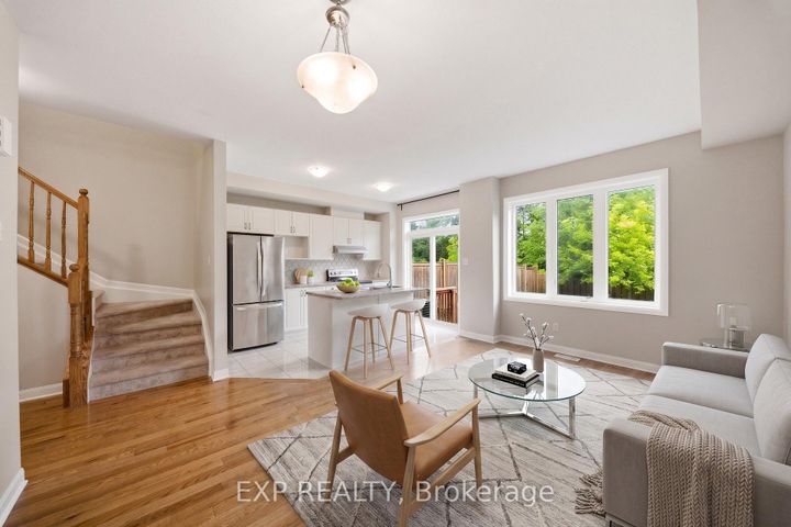 Photo 3 at 222 Geyser Place, Nepean (Hearts Desire), Ottawa