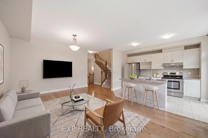 Photo 5 at 222 Geyser Place, Nepean (Hearts Desire), Ottawa