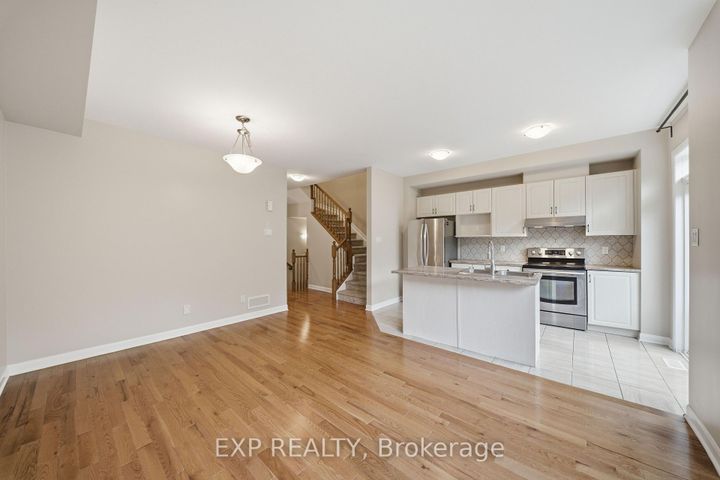 Photo 6 at 222 Geyser Place, Nepean (Hearts Desire), Ottawa