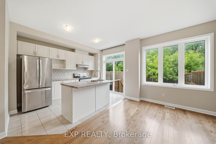 Photo 8 at 222 Geyser Place, Nepean (Hearts Desire), Ottawa