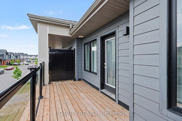 Photo 4 at 205 Beebalm Crescent, Nepean (Half Moon Bay), Ottawa