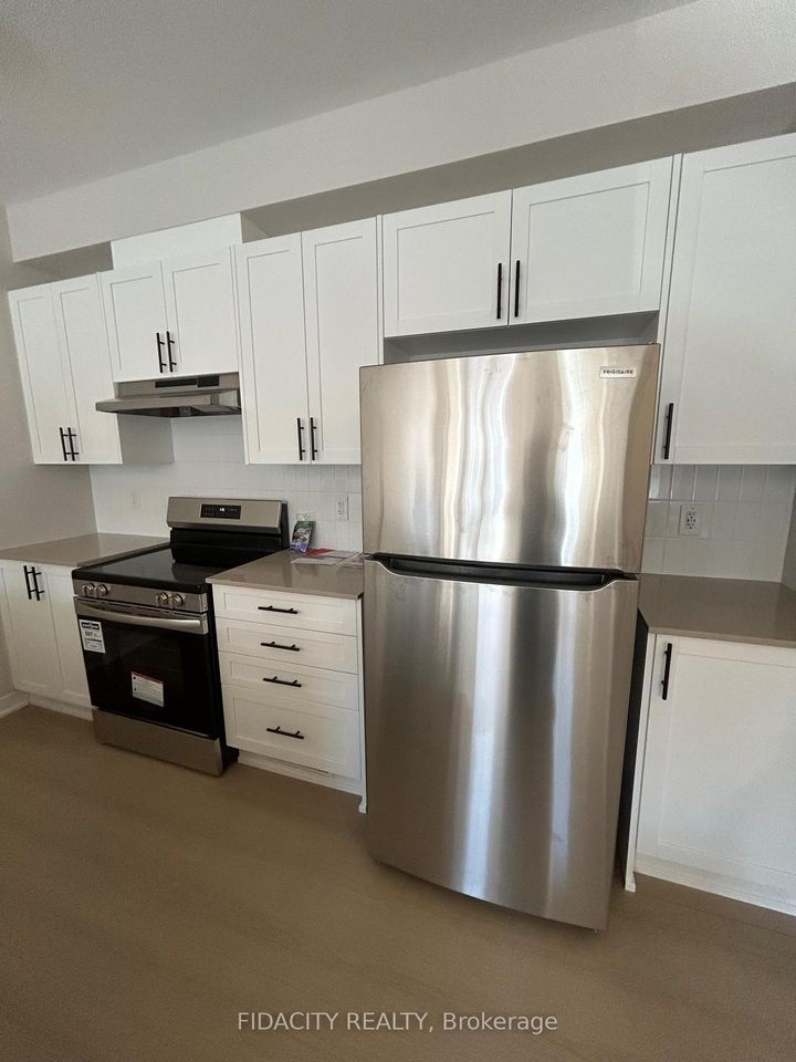 Photo 11 at 205 Beebalm Crescent, Nepean (Half Moon Bay), Ottawa