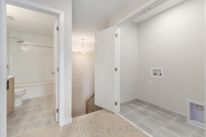 Photo 16 at 205 Beebalm Crescent, Nepean (Half Moon Bay), Ottawa