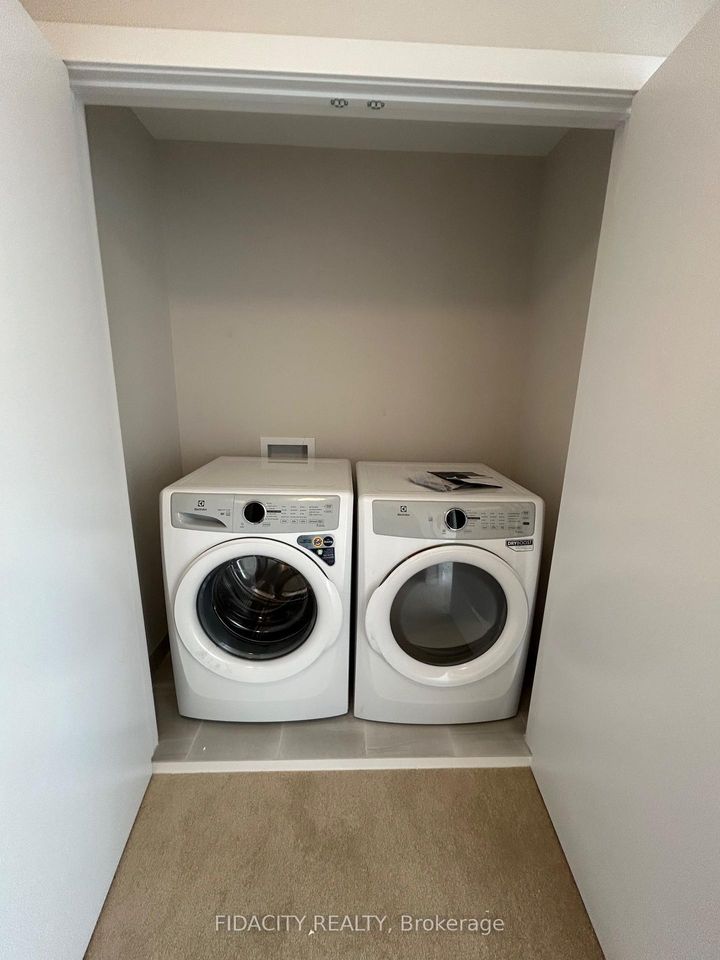 Photo 21 at 205 Beebalm Crescent, Nepean (Half Moon Bay), Ottawa