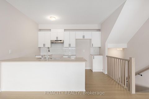 Photo 8 at 205 Beebalm Crescent, Nepean (Half Moon Bay), Ottawa