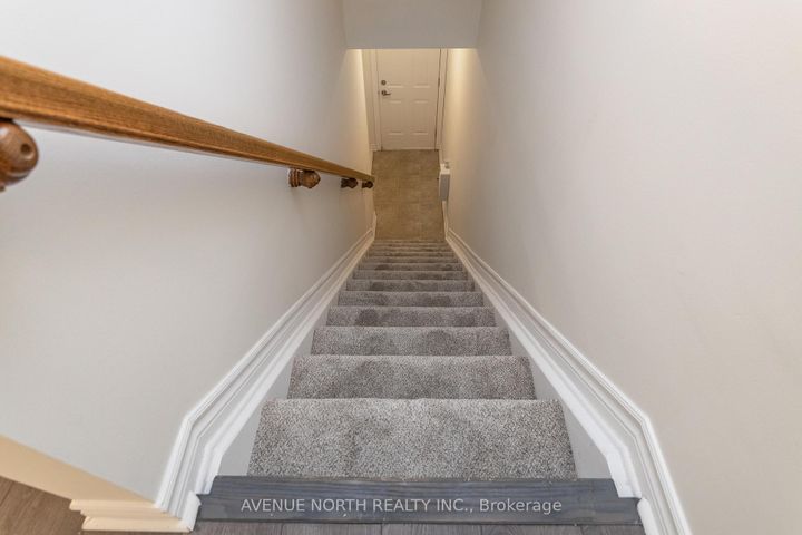 Photo 2 at 573B Chapman Mills Drive, Nepean (Strandherd), Ottawa