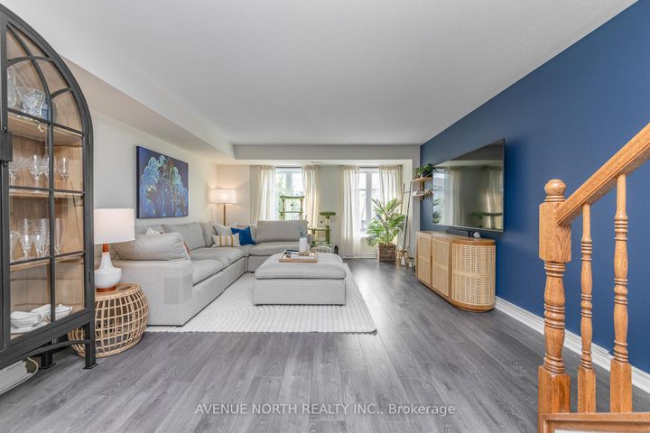Photo 4 at 573B Chapman Mills Drive, Nepean (Strandherd), Ottawa